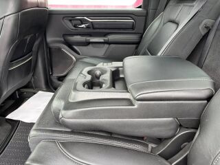 Ram 1500 Limited Night Crew Cab eTorque 5.7 V8 Hemi 395hp