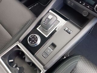 Mitsubishi Outlander Intense 4WD 2.4 PHEV 225kW