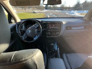 Mitsubishi Outlander 2.3 110kW