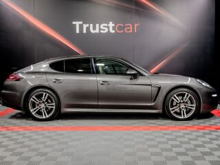 Porsche Panamera Sport chrono 3.0 221kW