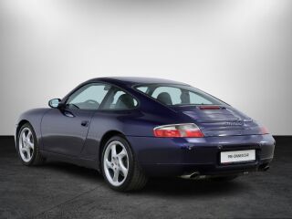 Porsche 911 Carrera Coupe 3.4 221кВ