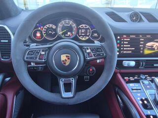 Porsche Cayenne Turbo S E-Hybrid 4.0 500kW
