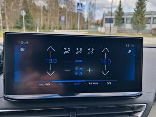 Peugeot 3008 GT 1.2 96kW