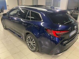 Toyota Corolla FACELIFT Executive 1.8 72кВ
