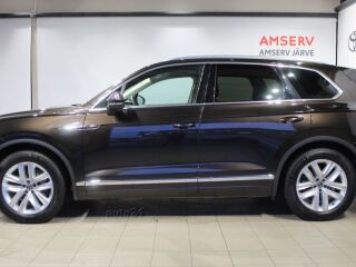 Volkswagen Touareg Elegance TDI V6 4Motion 3.0 170кВ