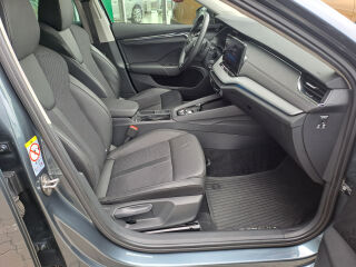 Skoda Octavia Elegance 1.5 96кВ