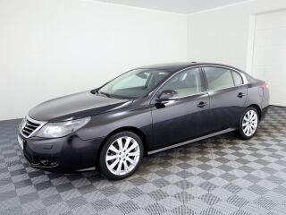 Renault Latitude Initiale Paris ATM 2.0 dCi 127kW