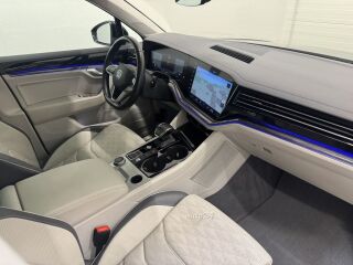 Volkswagen Touareg Elegance 4Motion 3.0 V6 TDI 170kW