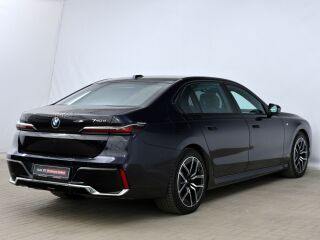BMW 740 d xDrive M-Sportpakett 3.0 210kW
