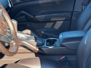 Porsche Cayenne 4.2 V8 283kW