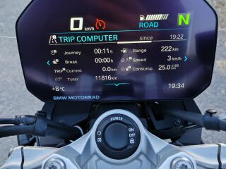 BMW F 900 R R2 77kW