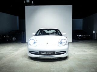 Porsche 911 Carrera GT3 Bodykit 3.4 221kW