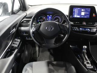 Toyota C-HR Style 1.8 72кВ