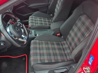 Volkswagen Golf GTI 2.0 169kW