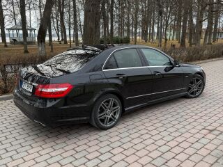 Mercedes-Benz E 220 AMG 2.2 125kW