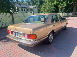 Mercedes-Benz S 560 SEL