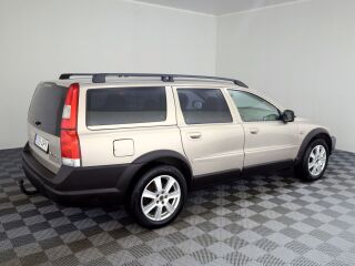 Volvo XC70 Summum LPG ATM 2.4 147kW
