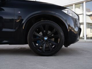 BMW X5 M-Sportpakett Xdrive 3.0 230kW