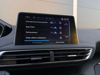 Peugeot 3008 PureTech 1.2 96kW