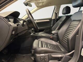 Volkswagen Passat Variant 4motion R-Line 2.0 TDI 140кВ
