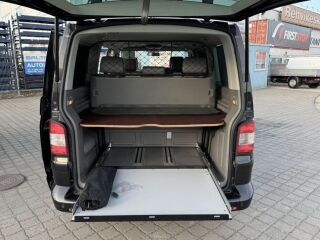 Volkswagen Multivan Highline 4-Motion 4*4 2.5 Tdi 128kW