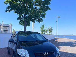 Toyota Auris 1.4 71kW