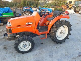 Kubota X-20