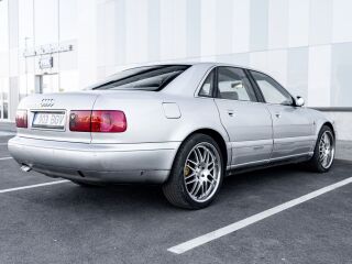 Audi A8 2.5 110kW