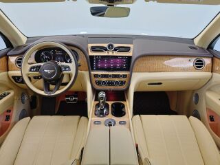 Bentley Bentayga AZURE HYBRID 250kW