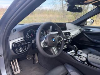 BMW 530 3.0 195kW