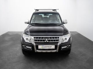 Mitsubishi Pajero Instyle Navi 4WD 3.2 140kW