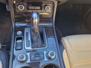 Volkswagen Touareg 4.1 V8 250kW