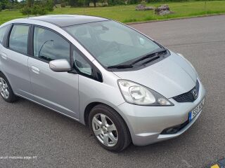 Honda Jazz 1.3 73кВ
