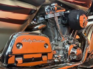 Harley-Davidson Road King CVO 110th Anniversary V2 52kW