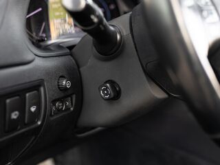 Lexus IS 220 s 2.2 130kW