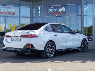 BMW 540 M-Sportpakett ShadowLine 3.0 220кВ