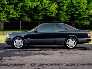 Mercedes-Benz 300 3.0 132kW