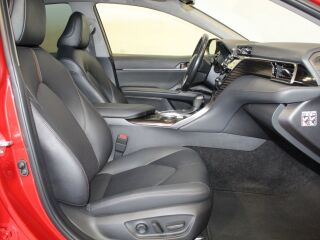Toyota Camry Executive 2.5 131kW
