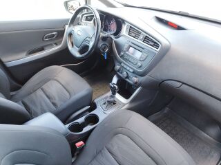 Kia cee'd LX N1 1.6 GDi 99kW