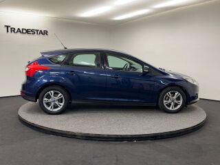 Ford Focus 1.0 74кВ