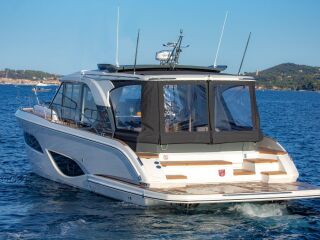 Marex 440 Scandinavia/Gourmet Cruiser 2 x DPI Volvo Penta D6-440  2x440hp  + Joystick