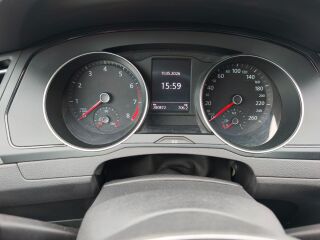 Volkswagen Passat 1.4 92kW