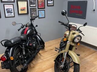 Royal Enfield Classic 350 Dark Stealth Black 15kW