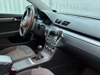 Volkswagen Passat Comfortline 2.0 TDI Bluemotion 103kW