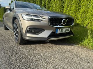 Volvo V60 Cross Country 2.0 184kW
