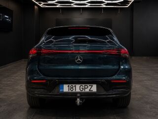 Mercedes-Benz EQA 300 4 MATIC Night package 168kW