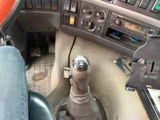 Volvo FM 330hp 6x2 Hydraulic