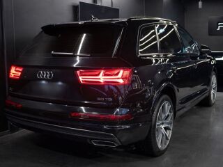 Audi Q7 S-line 50d 3.0 50 TDI Black Edition Original 210kW