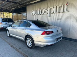 Volkswagen Passat Business 1.5 TSI 110kW