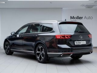 Volkswagen Passat TDI Elegance 2.0 110кВ